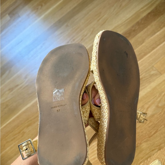 GIA/RHW
Woven Raffia Flat Ankle-Strap Sandals - Picture 3 of 4